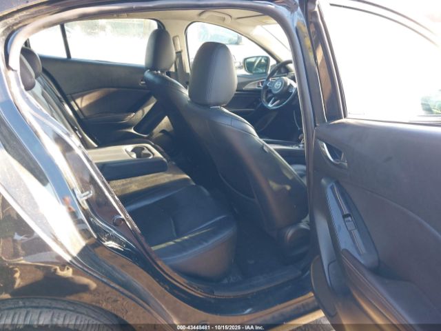 2018 MAZDA MAZDA3 3MZBN1L37JM164248 Photo 7