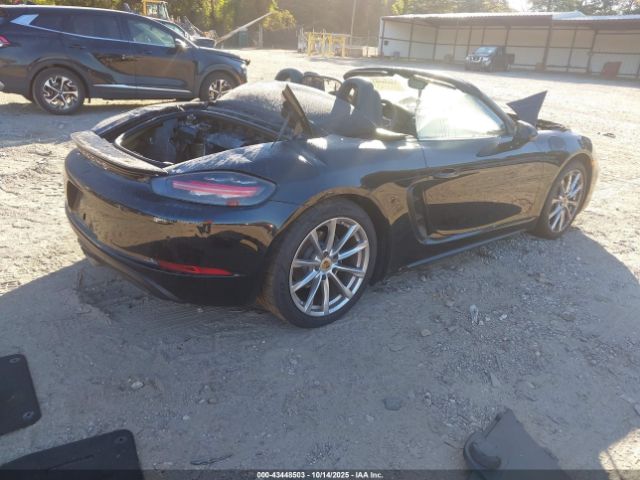 2018 PORSCHE 718 BOXSTER WP0CA2A81JS211207 Photo 3