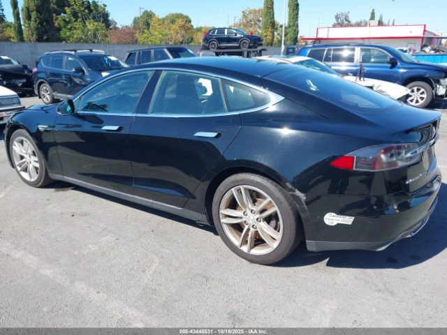 2016 TESLA MODEL S 5YJSA1E17GF125019 Photo 2