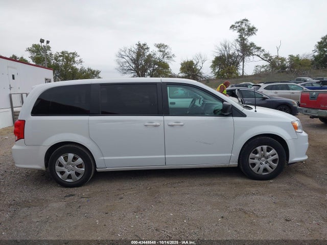 Продаж на аукціоні авто 2018 Dodge Grand Caravan Se, vin: 2C4RDGBG1JR148065, номер лоту: 43448548