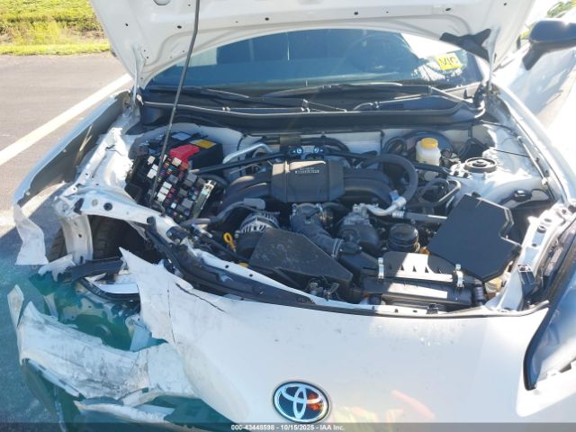 2025 TOYOTA GR86 JF1ZNBE19S8755437 Photo 9