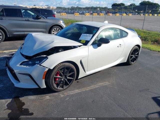 2025 TOYOTA GR86 JF1ZNBE19S8755437 Photo 1