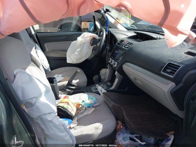 2018 SUBARU FORESTER JF2SJAEC6JH542089 Photo 4