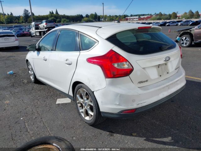 2014 FORD FOCUS 1FADP3N28EL112212 Photo 2