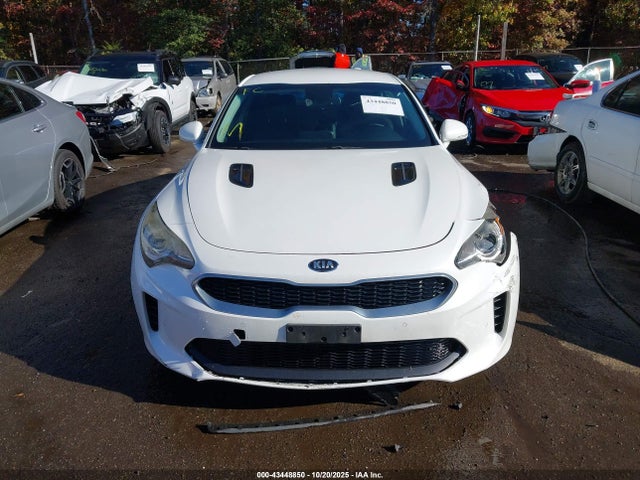 43448850 :رقم المزاد ، KNAE15LA8J6031822 vin ، 2018 Kia Stinger مزاد بيع