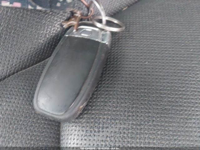 2012 AUDI A8 L WAURVAFD5CN016448 Photo 10