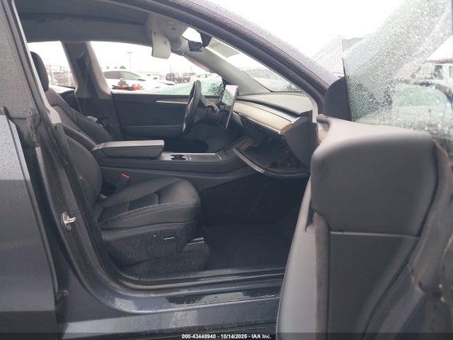 2023 TESLA MODEL Y 7SAYGDEE8PF842237 Photo 4