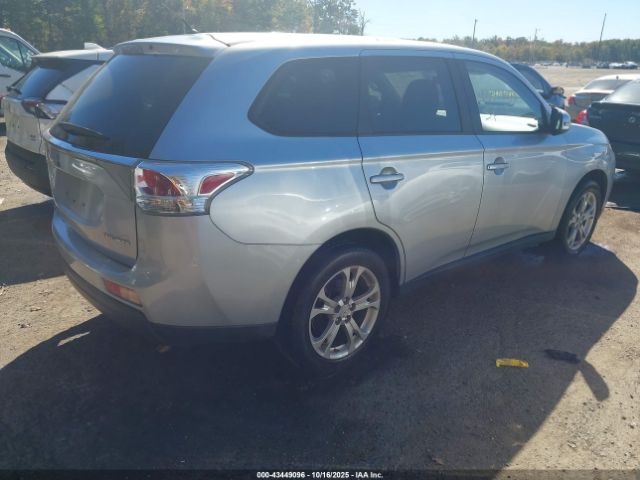 2014 MITSUBISHI OUTLANDER JA4AD3A35EZ018316 Photo 3