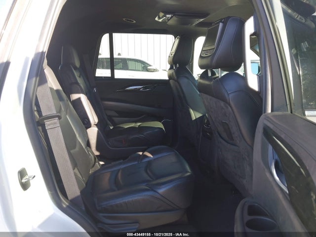 2016 CADILLAC ESCALADE 1GYS4DKJ8GR389626 Photo 7
