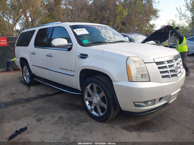 2008 CADILLAC ESCALADE ESV 1GYFK66848R257572 Photo 0