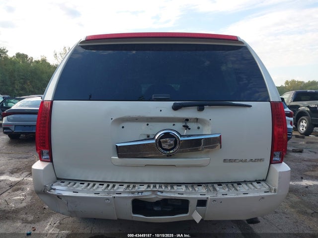 2008 CADILLAC ESCALADE ESV 1GYFK66848R257572 Photo 5