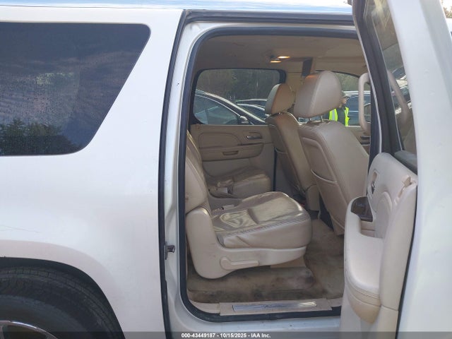 2008 CADILLAC ESCALADE ESV 1GYFK66848R257572 Photo 7