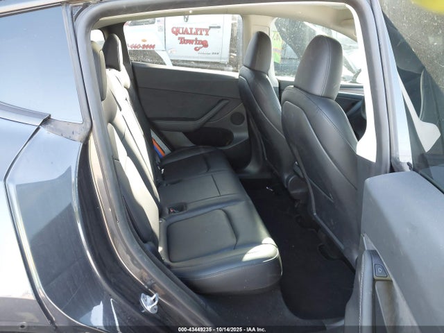 2024 TESLA MODEL Y 7SAYGDED9RF186690 Photo 7