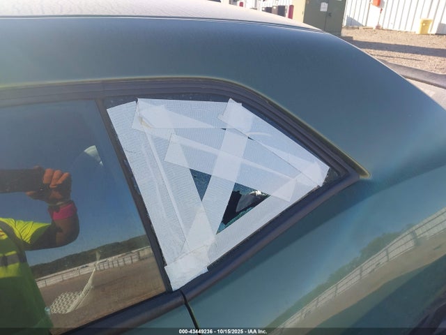 43449236 :رقم المزاد ، 2C3CDZAG5NH165440 vin ، 2022 Dodge Challenger Sxt مزاد بيع