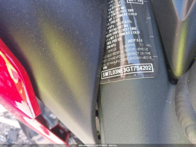 2016 TRIUMPH MOTORCYCLE STREET TRIPLE SMTL03NE3GT754202 Photo 9