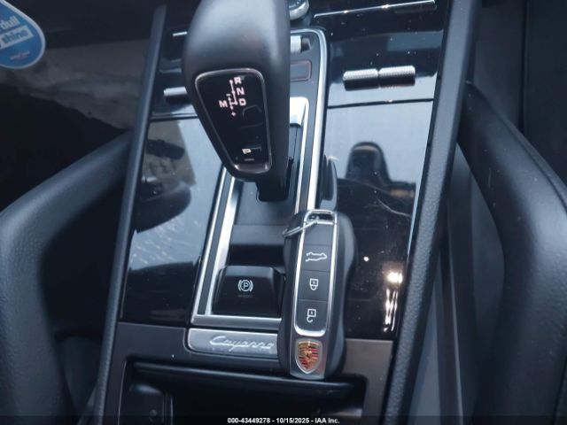 2022 PORSCHE CAYENNE COUPE WP1BA2AY0NDA48070 Photo 10