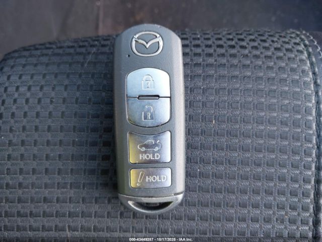 2017 MAZDA MAZDA3 JM1BN1U72H1143674 Photo 10