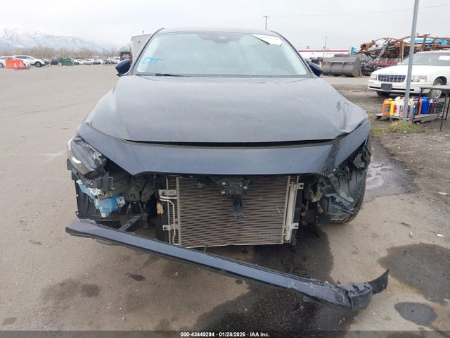 3MZBPBDM3LM132570 Mazda Mazda3 Preferred Package