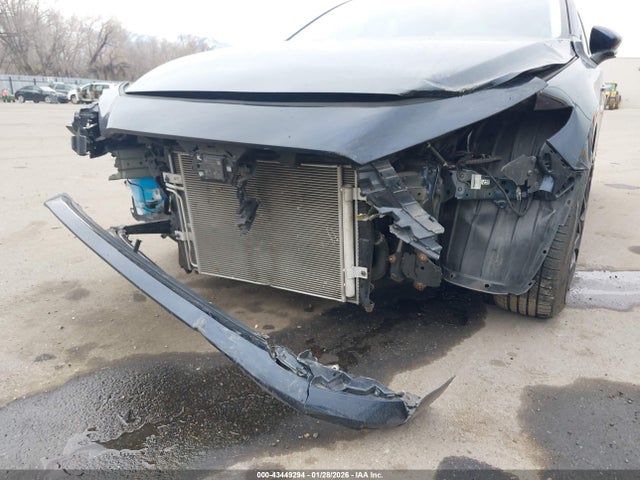 Mazda Mazda3 Preferred Package 2020 3MZBPBDM3LM132570 Image 6