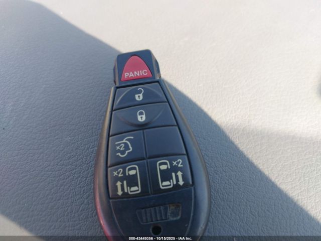 2010 CHRYSLER TOWN & COUNTRY 2A4RR4DE8AR179738 Photo 10