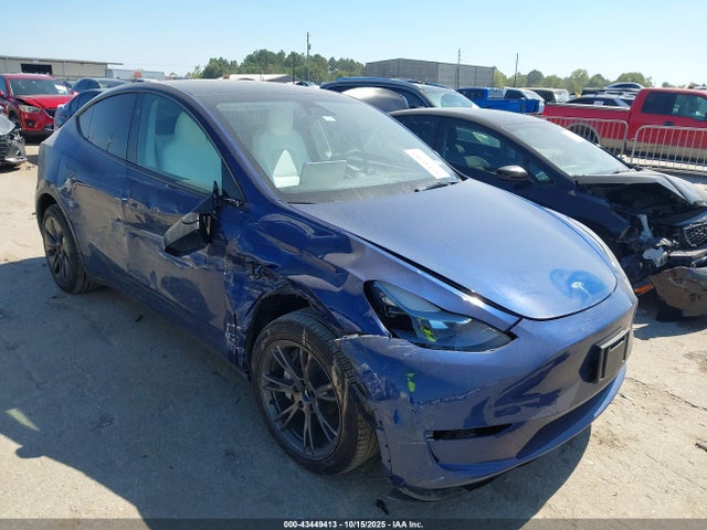 2025 TESLA MODEL Y 7SAYGDED0SA355997 Photo 0