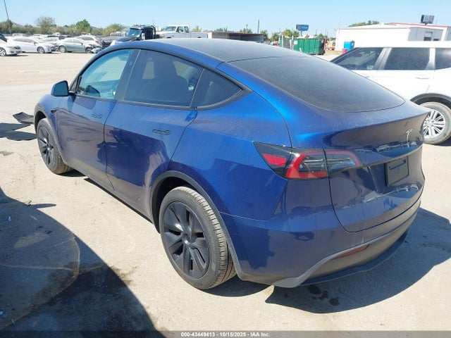 2025 TESLA MODEL Y 7SAYGDED0SA355997 Photo 2