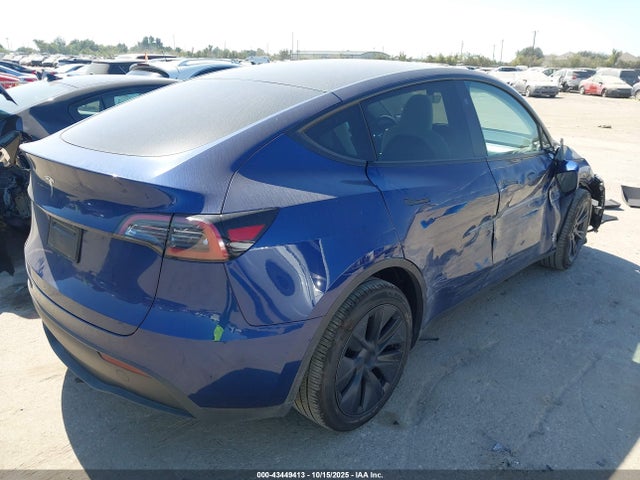 2025 TESLA MODEL Y 7SAYGDED0SA355997 Photo 3