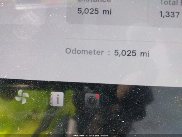 2025 TESLA MODEL Y 7SAYGDED0SA355997 Photo 6