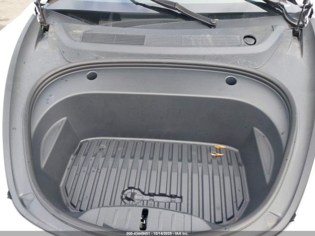 2023 TESLA MODEL 3 5YJ3E1EA8PF581989 Photo 9