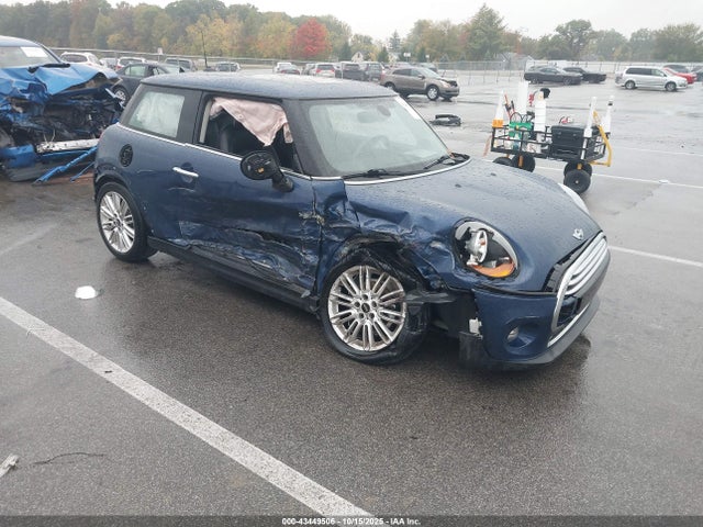 2018 MINI HARDTOP WMWXP5C52J2G64238