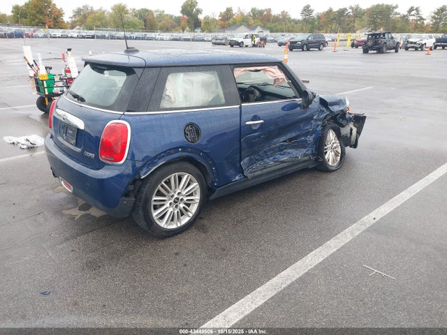 2018 MINI HARDTOP WMWXP5C52J2G64238 Photo 3