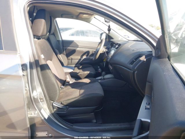 2019 MITSUBISHI OUTLANDER SPORT JA4AP3AU7KU018651 Photo 4