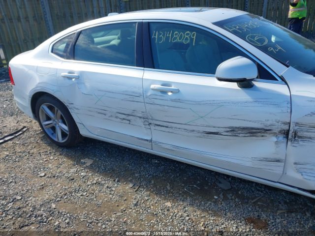 2018 VOLVO S90 LVY982MK5JP028966 Photo 5
