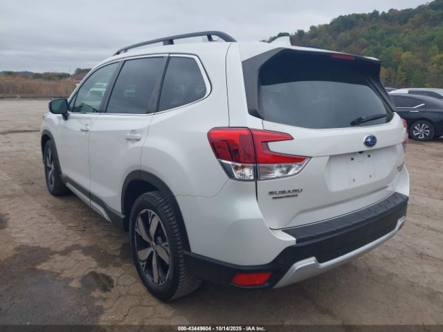 2020 SUBARU FORESTER JF2SKAXC9LH585287 Photo 2