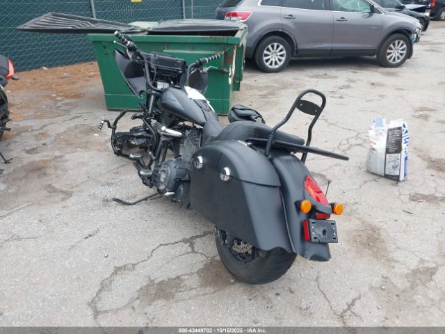 2018 INDIAN MOTORCYCLE CO. CHIEFTAIN 56KTCDAA8J3368875 Photo 2