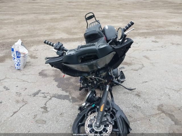 2018 INDIAN MOTORCYCLE CO. CHIEFTAIN 56KTCDAA8J3368875 Photo 4