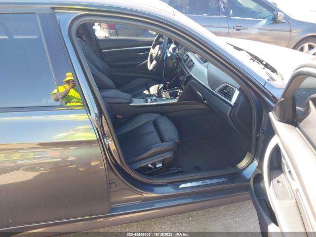 2018 BMW 330I WBA8B9G5XJNU98468 Photo 4