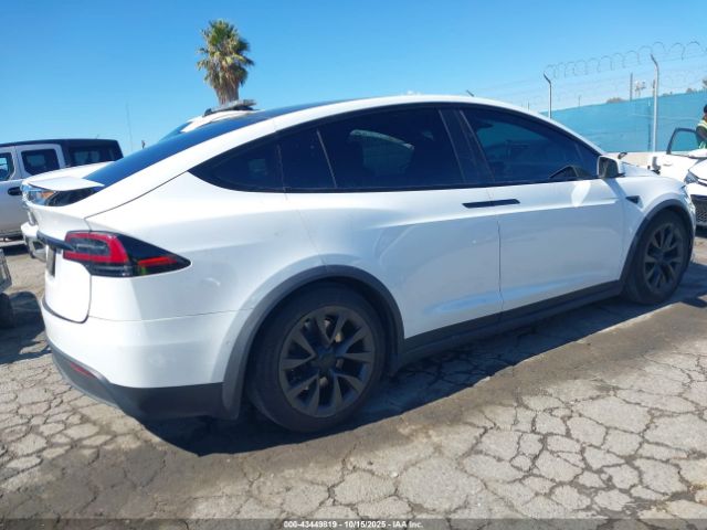 2023 TESLA MODEL X 7SAXCBE55PF369134 Photo 3