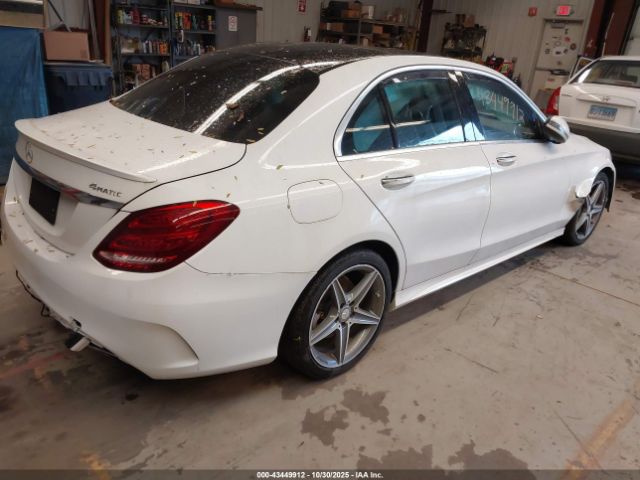 2016 MERCEDES-BENZ C 300 55SWF4KB8GU123831 Photo 3