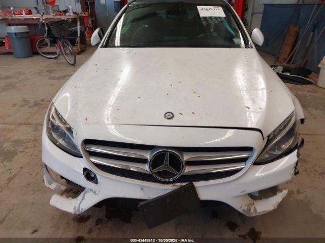 2016 MERCEDES-BENZ C 300 55SWF4KB8GU123831 Photo 5