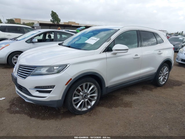 Lincoln MKC 2016 5LMCJ3C93GUJ20179 Image 2