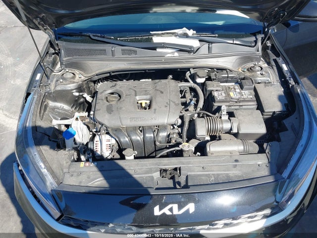 3KPF24AD9RE811264 KIA Forte Lxs
