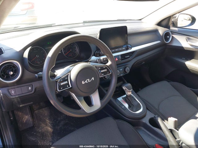 3KPF24AD9RE811264 KIA Forte Lxs