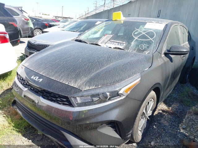 3KPF24AD9RE811264 KIA Forte Lxs