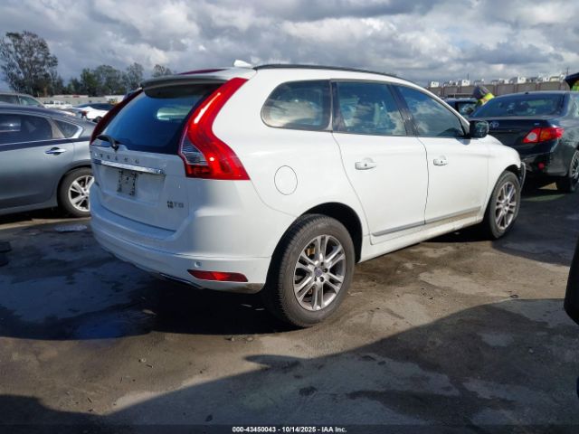 2016 VOLVO XC60 YV440MDJ5G2861360 Photo 3