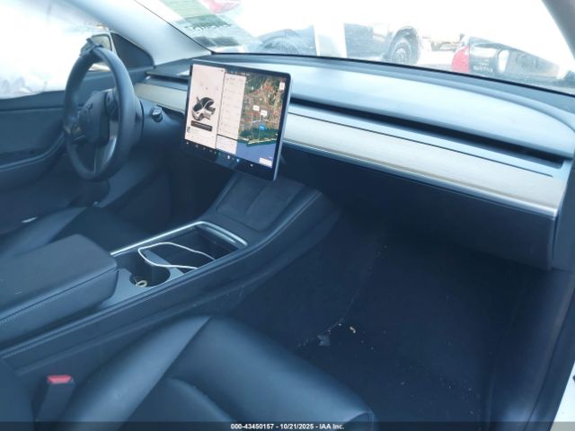 2021 TESLA MODEL Y 5YJYGAED9MF176519 Photo 4