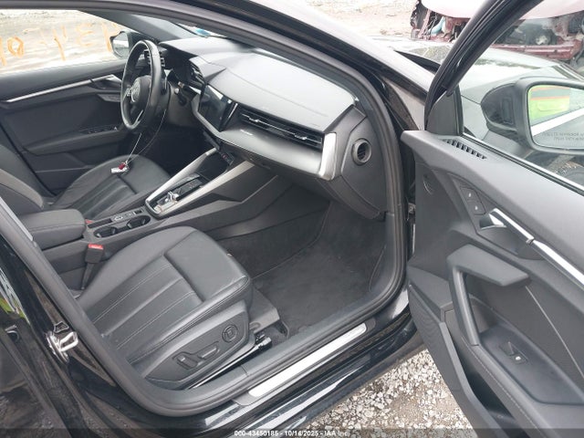 WAUAUDGY7PA100688 Audi 40 tfsi