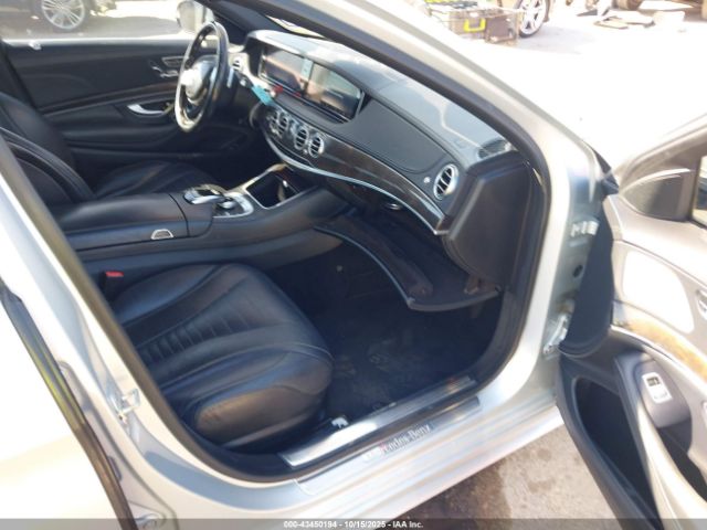 2015 MERCEDES-BENZ S 550 WDDUG8CB8FA162444 Photo 4