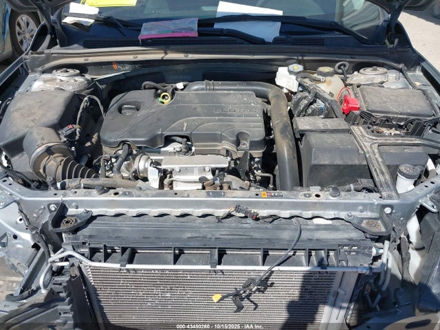 1G1ZD5ST1RF107061 Chevrolet lfv