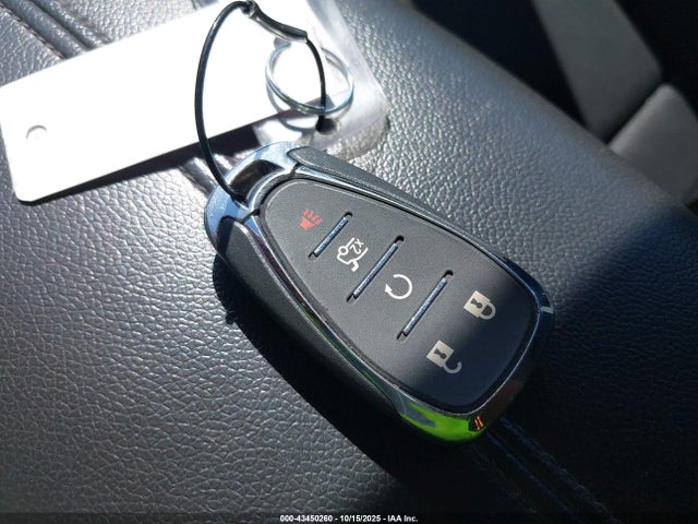 1G1ZD5ST1RF107061 Chevrolet lfv